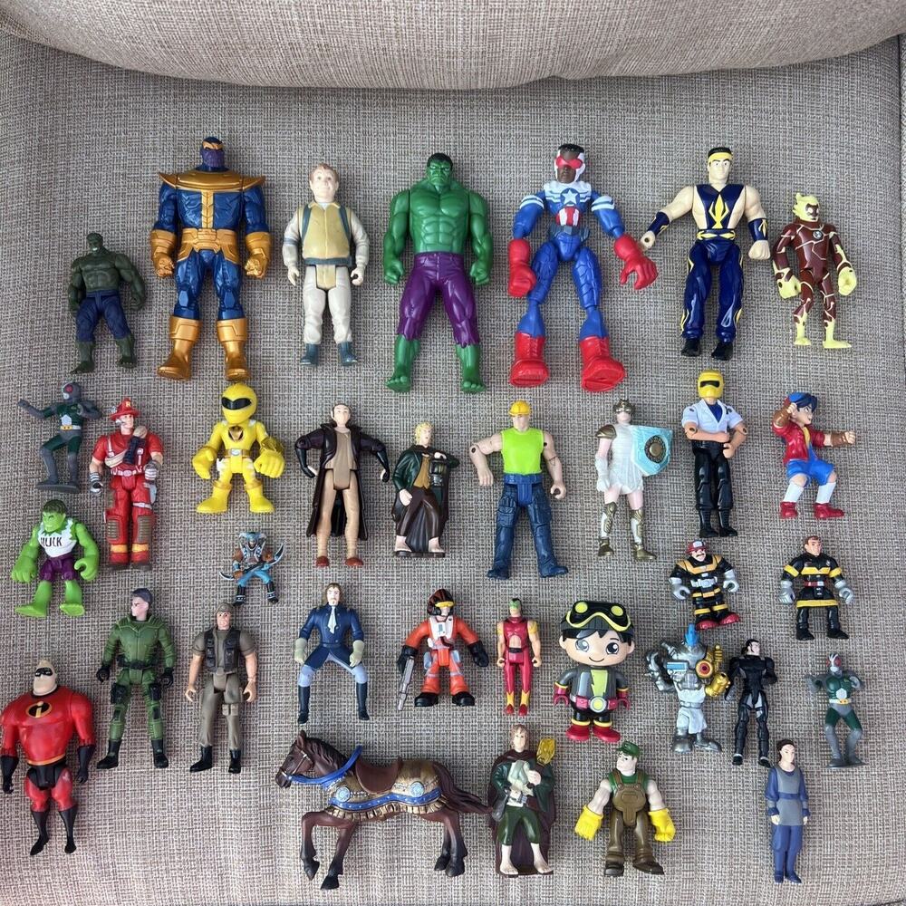 Mixed Lot Of 34 Action Figures Hulk Thanos Power Rangers Bandai Tomy Beyblade